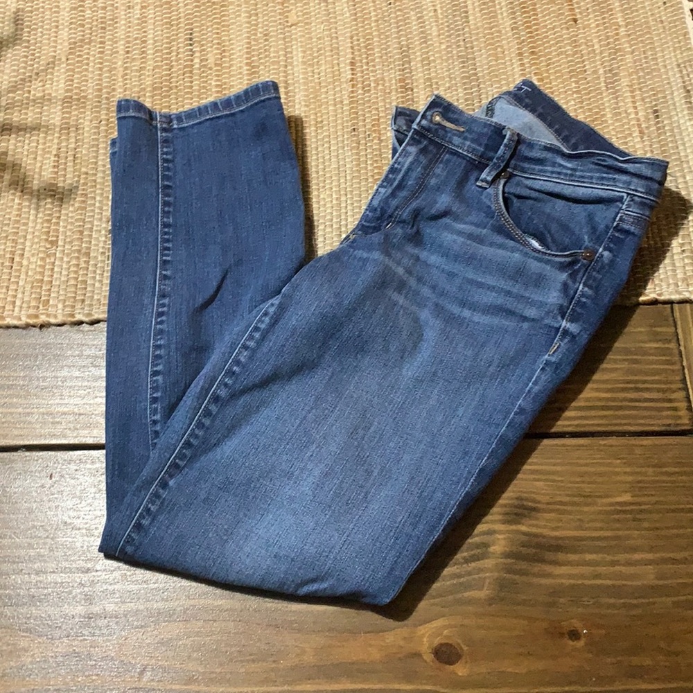 Modern Crop Jeans